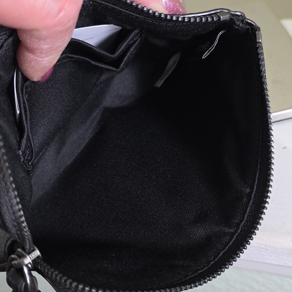 COACH Corner Zip Wristlet Signature Canvas With Stripe Black/Grey/Gunmetal NWOT - Picture 13 of 14